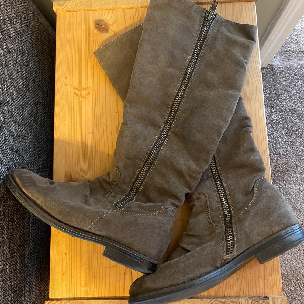 Brown Boots w/ Double Zipper Detail | Size 7